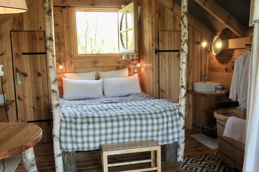 Les Volets Bleus Bed & Breakfast Arcangues Bagian luar foto