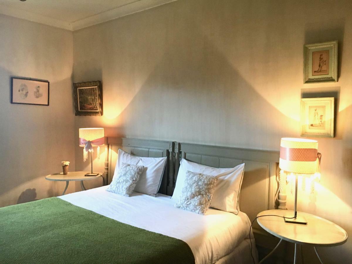 Les Volets Bleus Bed & Breakfast Arcangues Bagian luar foto
