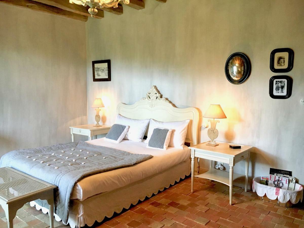 Les Volets Bleus Bed & Breakfast Arcangues Bagian luar foto