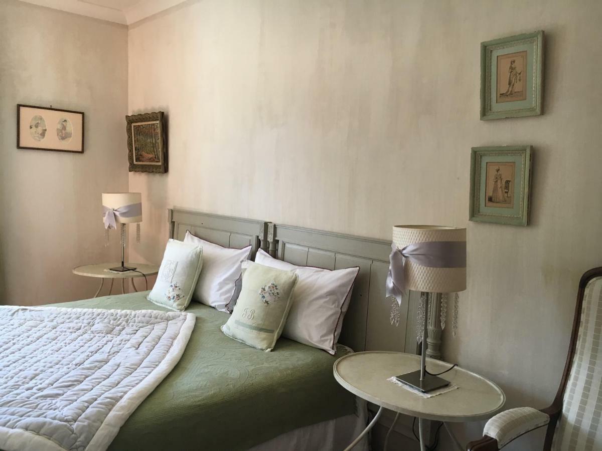 Les Volets Bleus Bed & Breakfast Arcangues Bagian luar foto