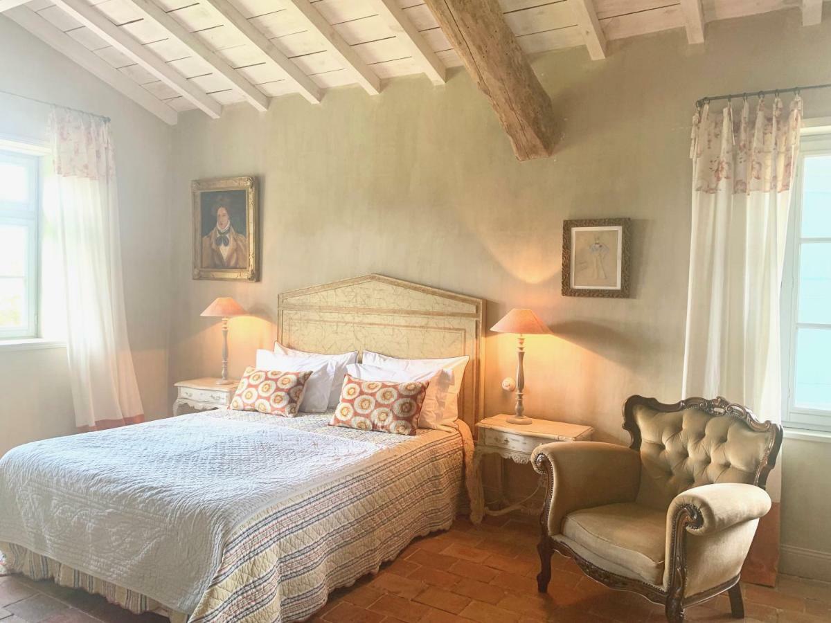 Les Volets Bleus Bed & Breakfast Arcangues Bagian luar foto